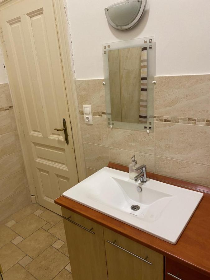 Mandy Apartments Budapest Luaran gambar