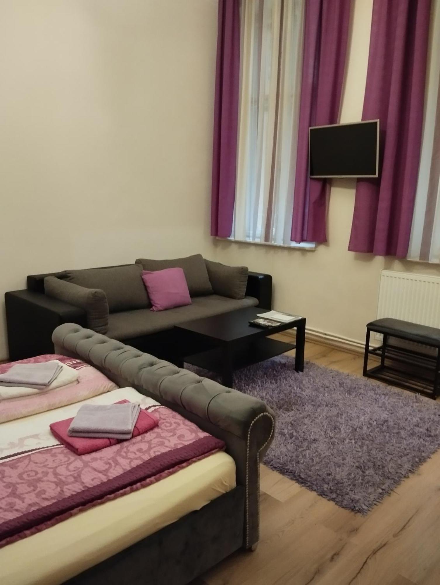 Mandy Apartments Budapest Luaran gambar