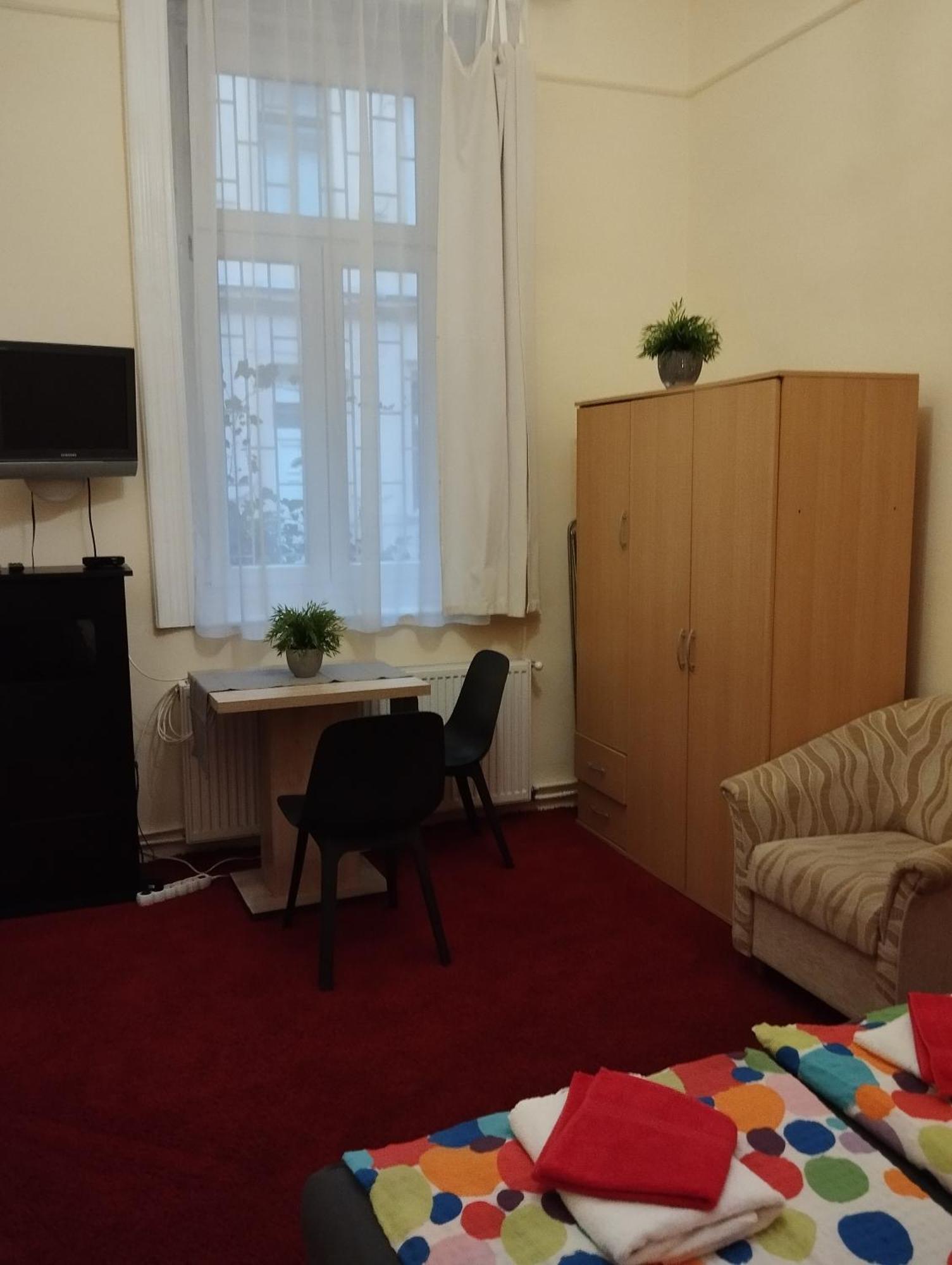 Mandy Apartments Budapest Luaran gambar