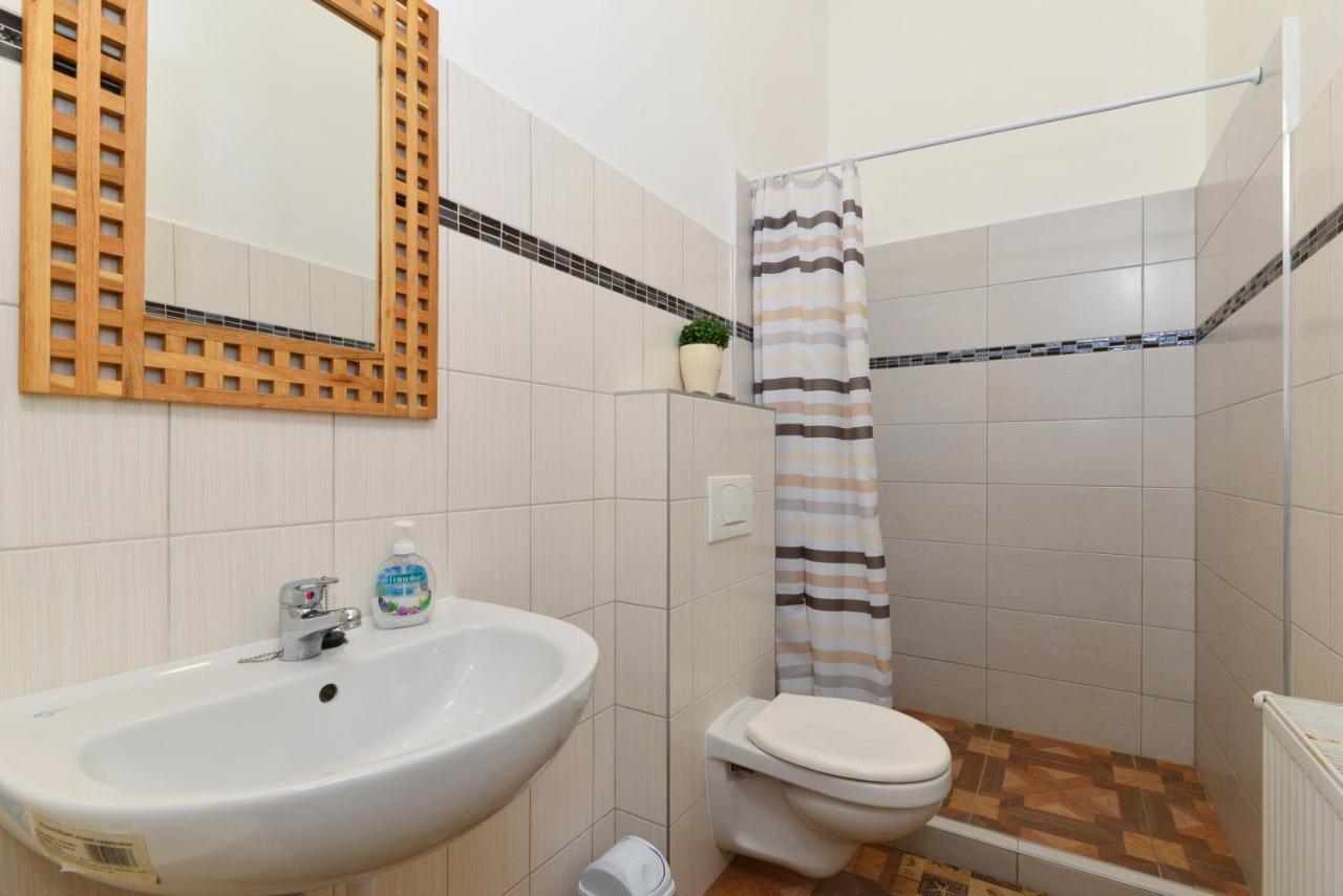 Mandy Apartments Budapest Luaran gambar