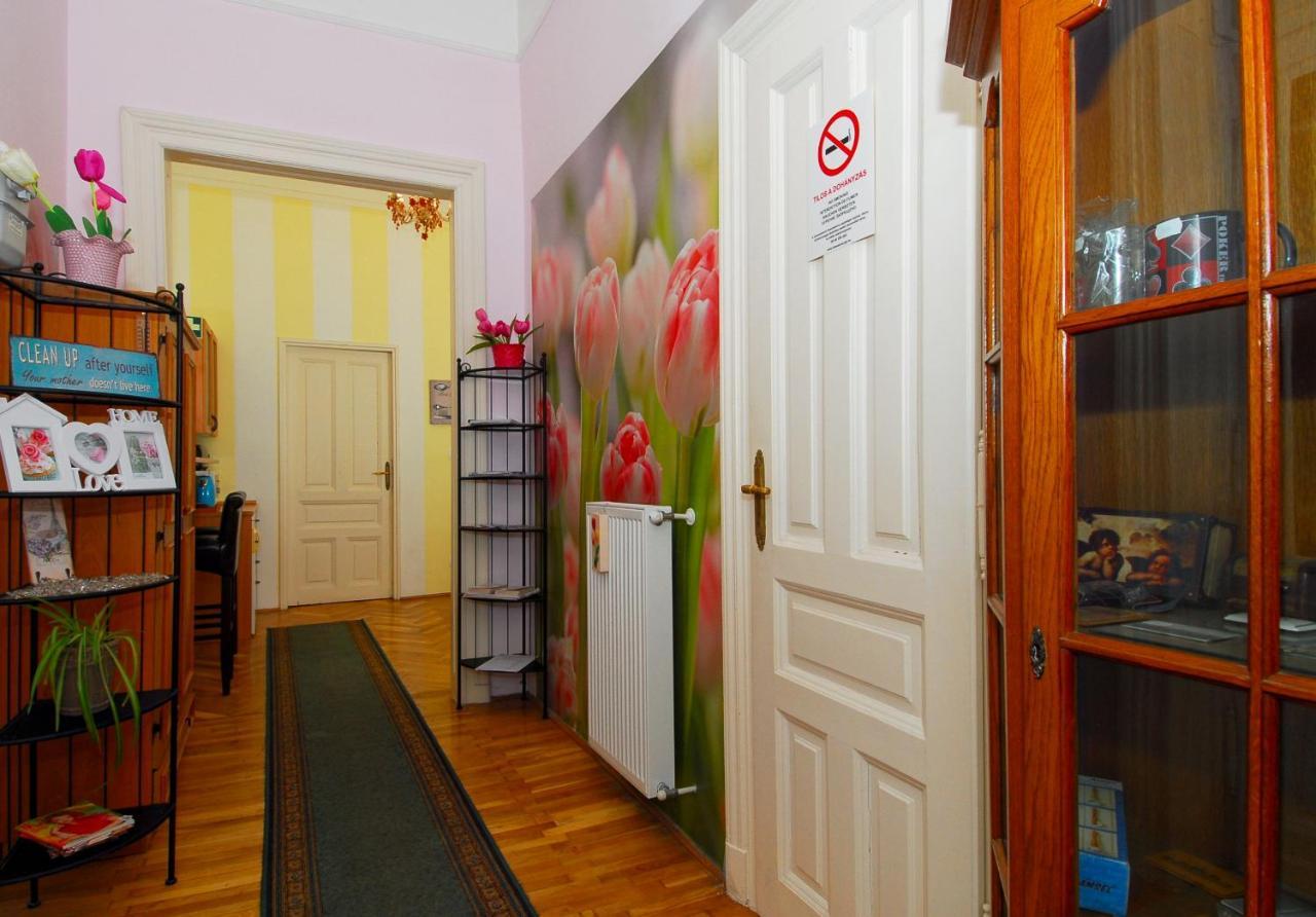 Mandy Apartments Budapest Luaran gambar